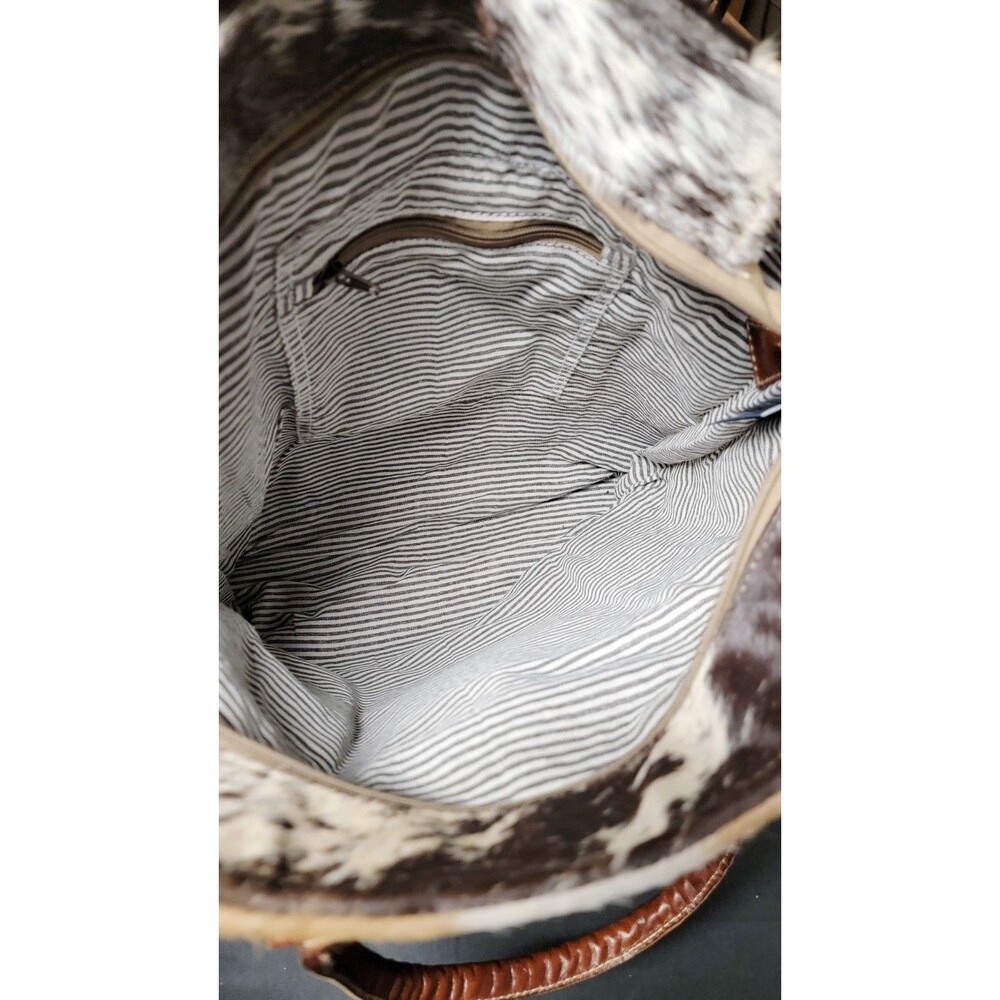 NEW Chloe & Lex Western Farmcore Country Animal Hair Tote w/ Faux Leather Trim - Picture 8 of 16